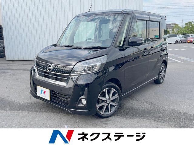 NISSAN