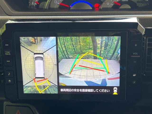 Car thumbnail 4