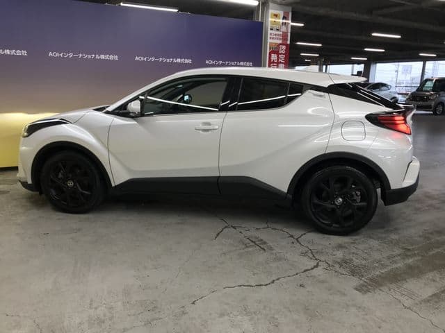 Car thumbnail 4
