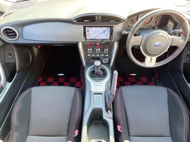 Car thumbnail 2