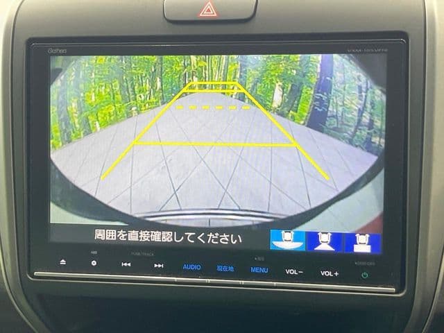 Car thumbnail 4