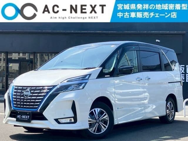 NISSAN