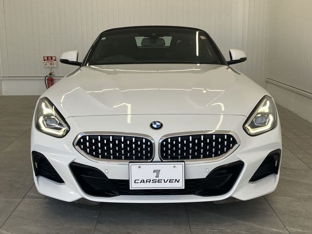 Car thumbnail 4