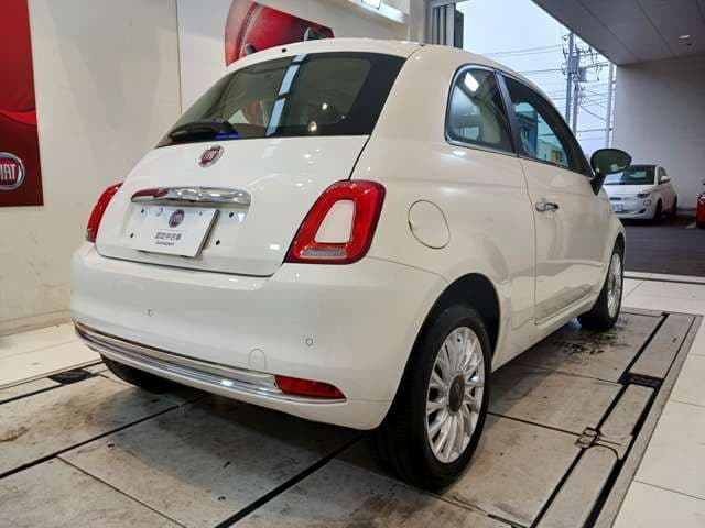 Car thumbnail 4