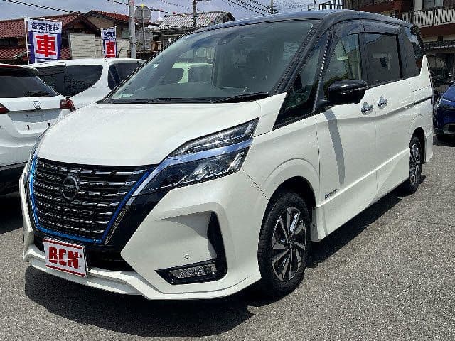 NISSAN