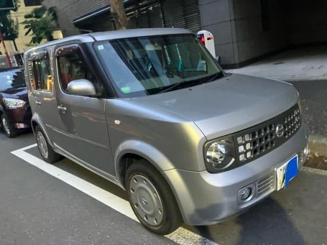 Car thumbnail 3