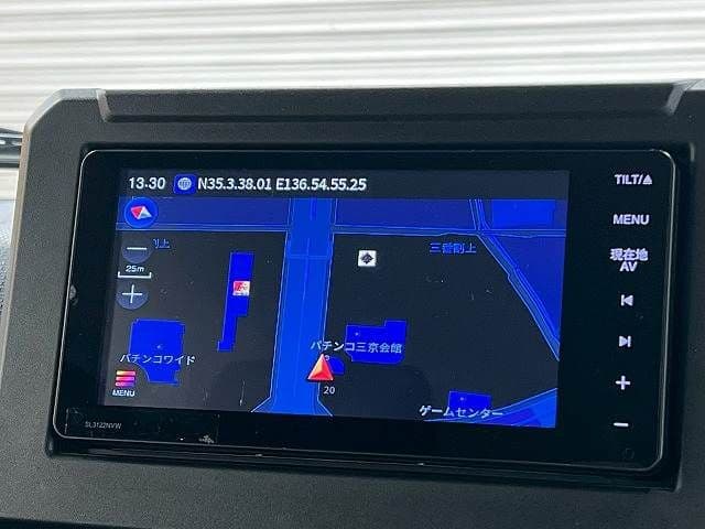 Car thumbnail 4