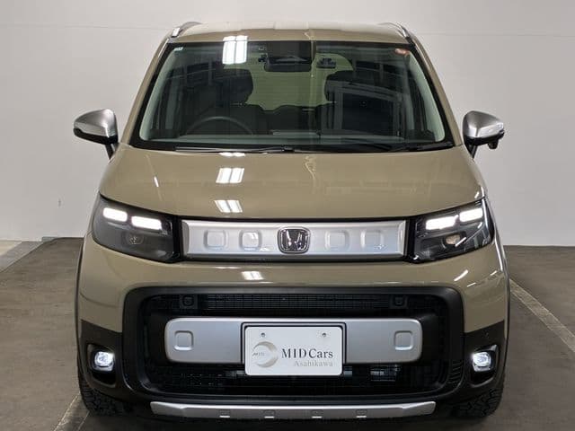 Car thumbnail 4