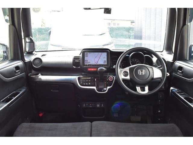 Car thumbnail 2