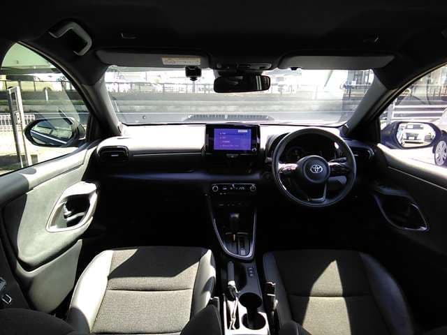 Car thumbnail 4