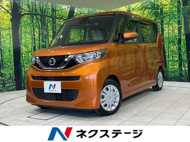 NISSAN
