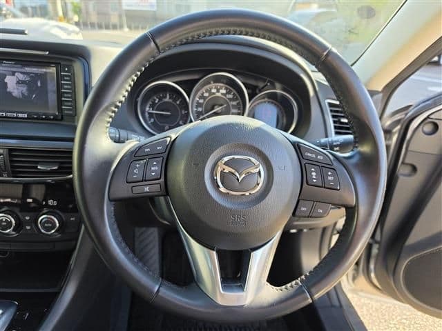 Car thumbnail 4