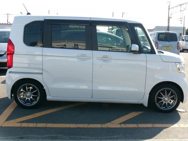 Car thumbnail 4