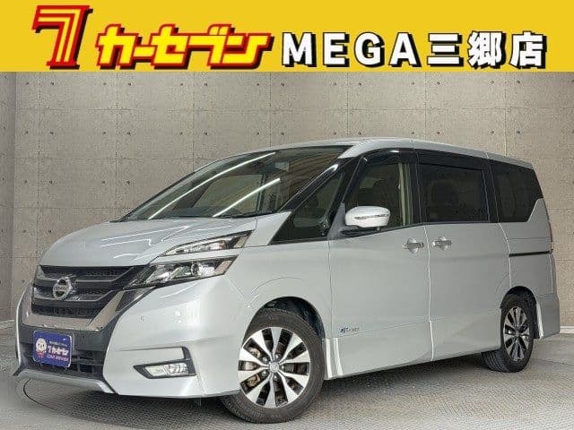 NISSAN