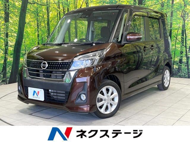 NISSAN