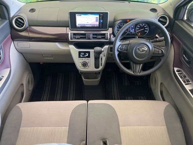 Car thumbnail 2