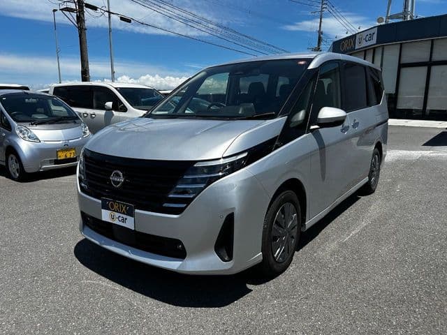 NISSAN SERENA  WG