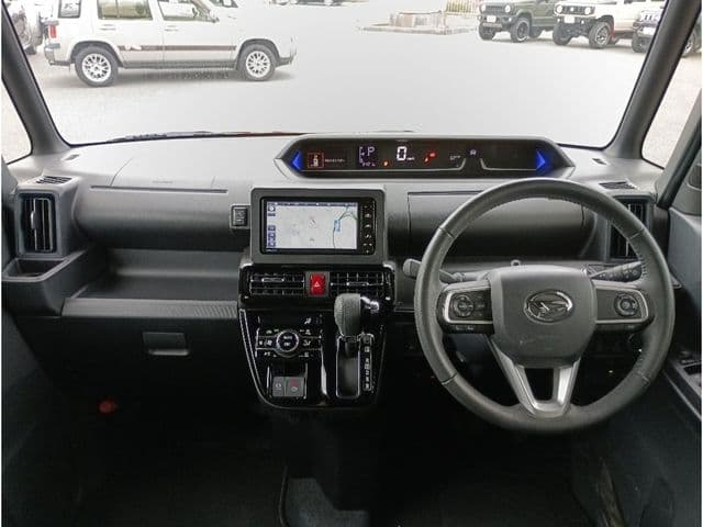 Car thumbnail 3