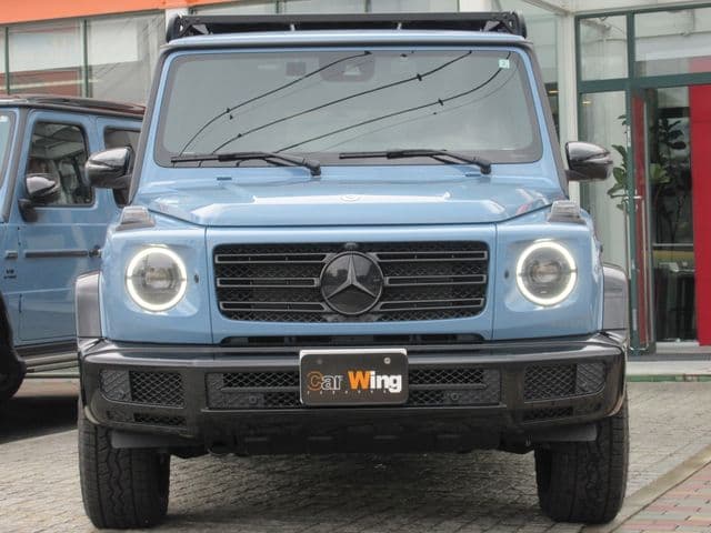 Car thumbnail 3