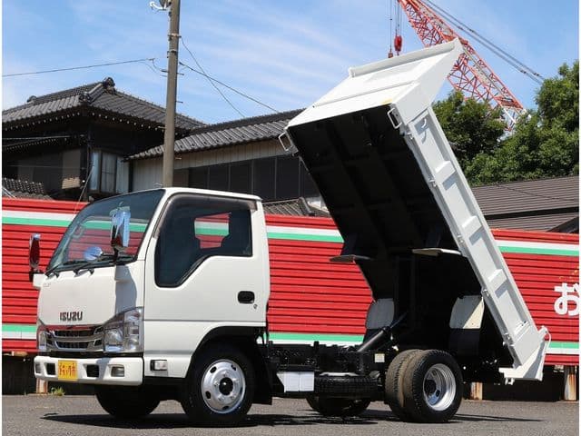ISUZU