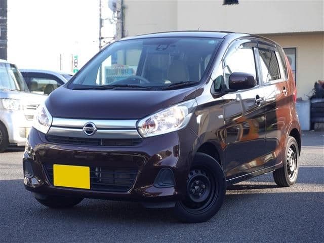 NISSAN