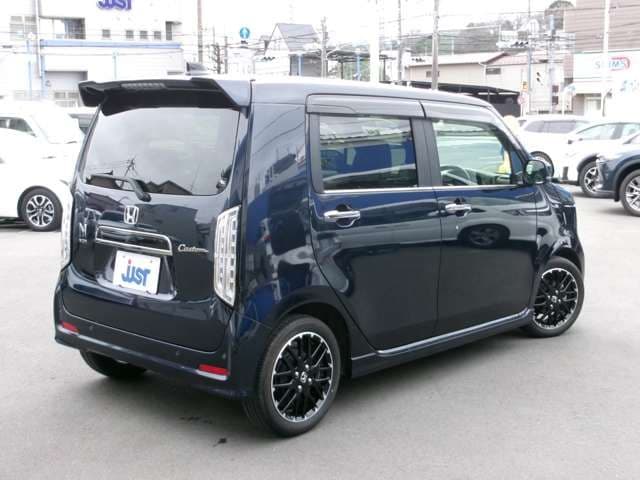 Car thumbnail 4