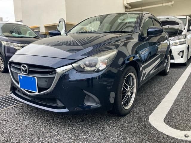 Car image 1