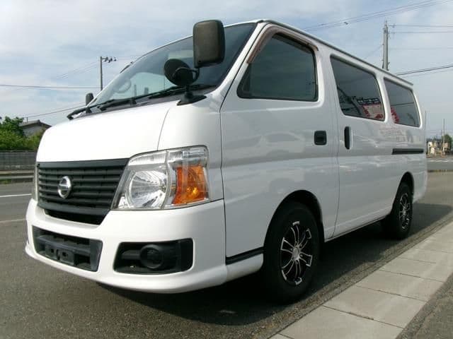 NISSAN CARAVAN van 4WD