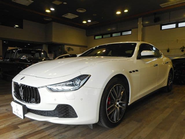 Car image 1