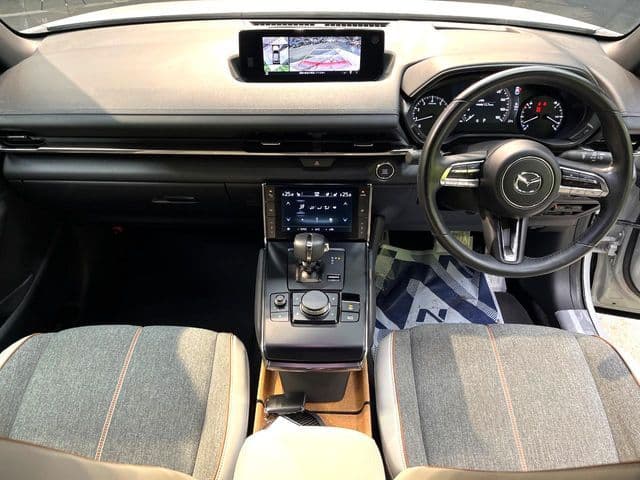 Car thumbnail 2