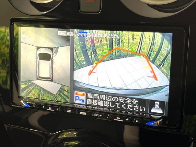 Car thumbnail 4