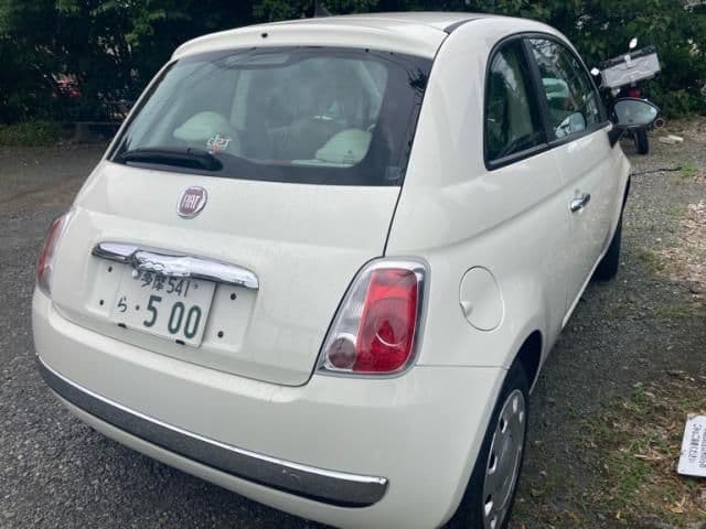 Car thumbnail 3