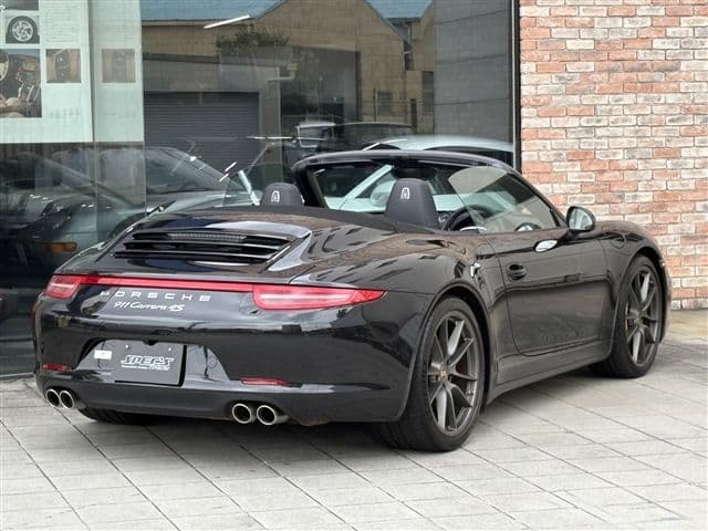 Car thumbnail 3