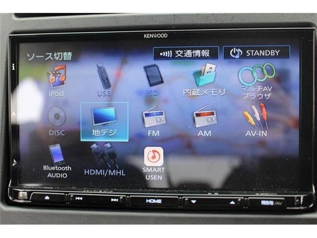 Car thumbnail 4