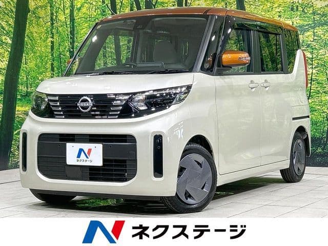 NISSAN