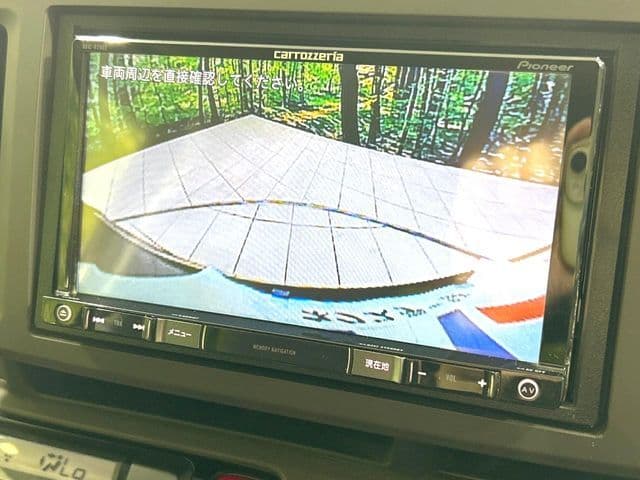Car thumbnail 4