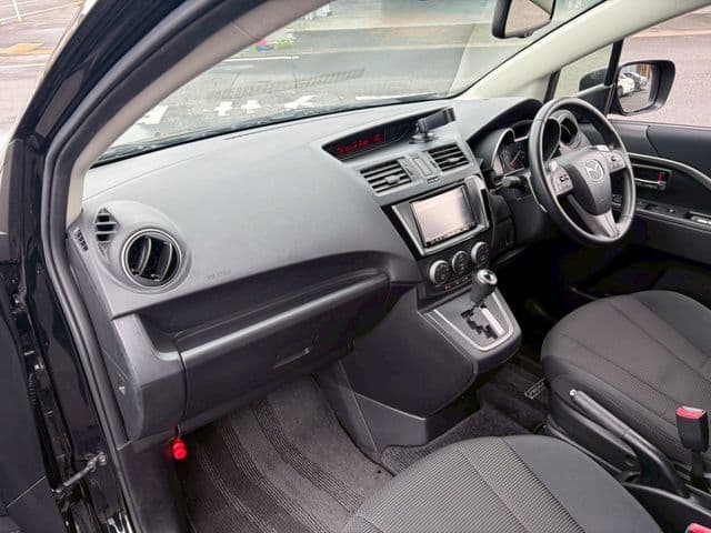 Car thumbnail 3