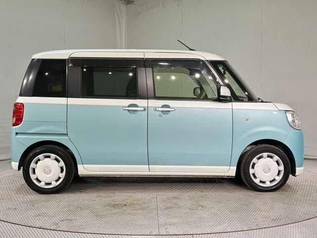 Car thumbnail 4