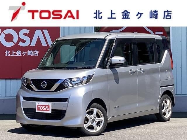 NISSAN ROOX 4WD