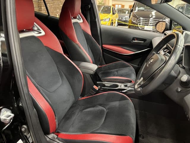 Car thumbnail 4
