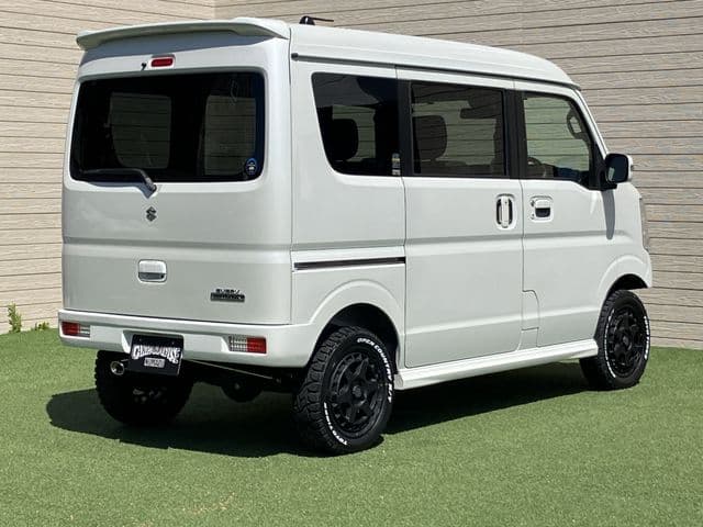 Car thumbnail 2