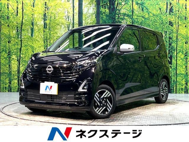 NISSAN