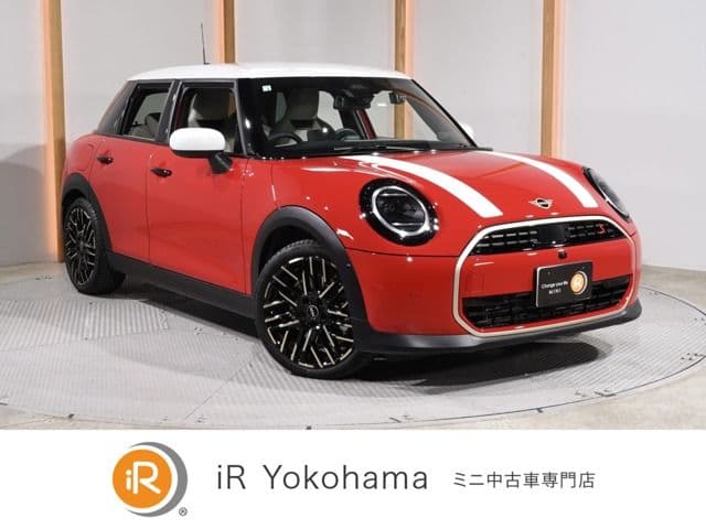Car image 1