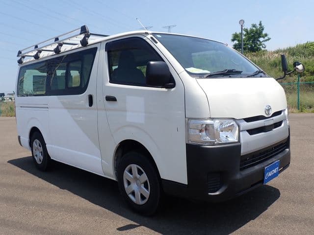 TOYOTA HIACE van 4WD