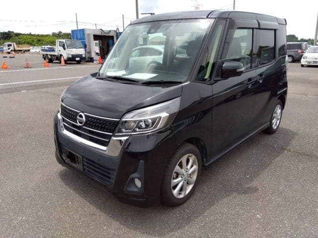NISSAN