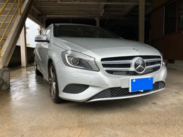 Car thumbnail 3