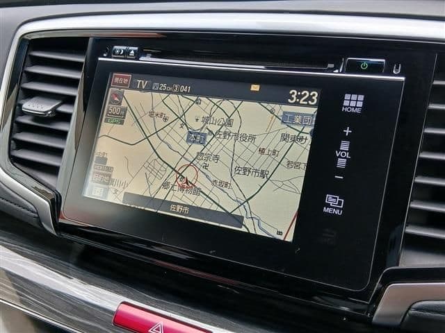 Car thumbnail 3
