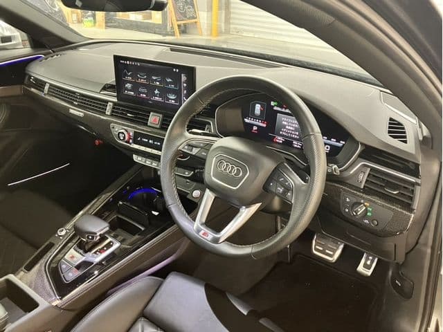 Car thumbnail 2
