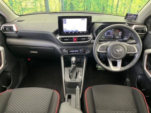 Car thumbnail 3