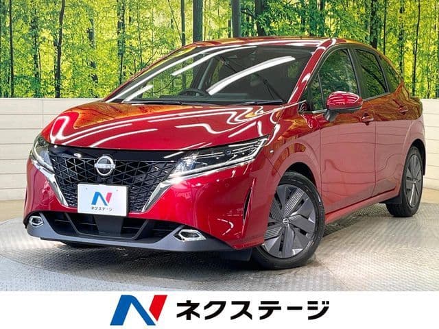 NISSAN
